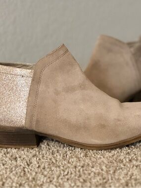 Women’s Tan Suede Sparkle Low Heel Ankle Booties